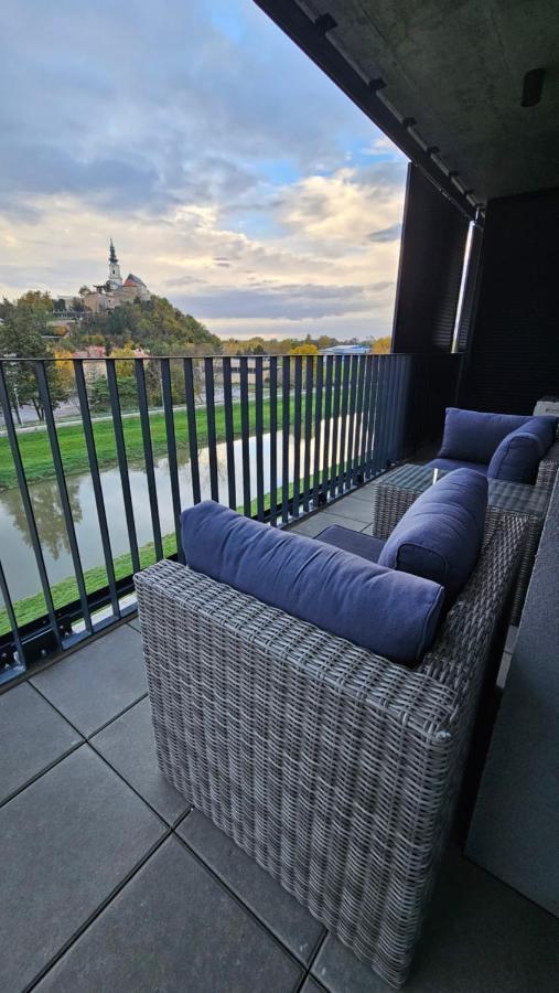 Apartman Promenada Nitra Luaran gambar